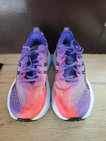 Asics Megablast bike d'occasion — image 5 sur 15