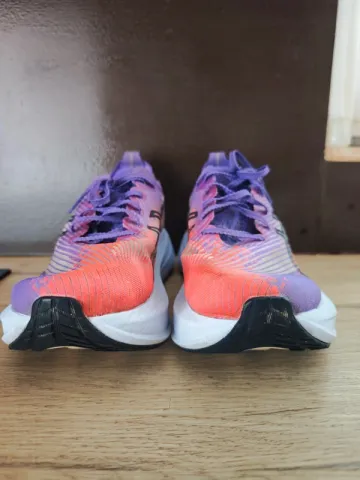 Asics Megablast bike d'occasion — image 7 sur 15