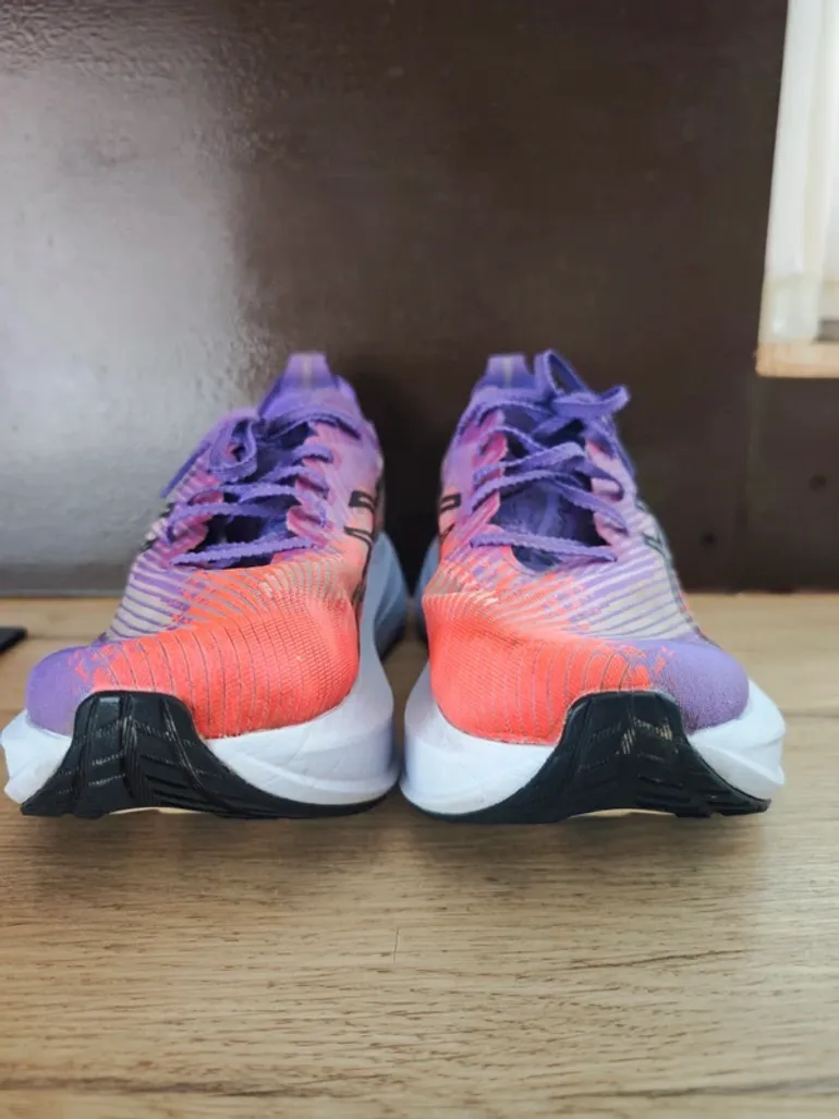 Asics Megablast bike d'occasion — image 7 sur 15