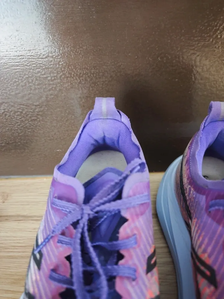 Asics Megablast bike d'occasion — image 8 sur 15