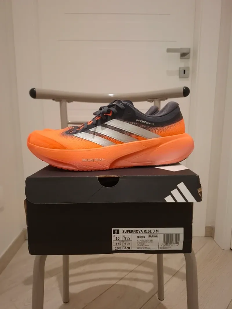 Used Supernova Rise 3 Running Shoes