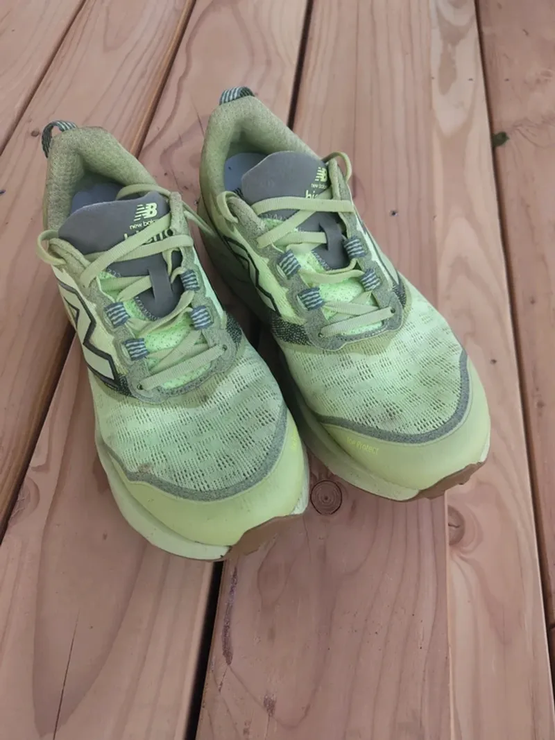 Used New Balance Hierro v9 Running Shoes