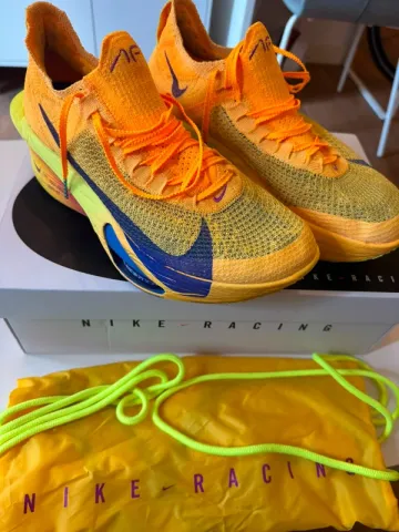 Used Orange AIR Zoom Alphafly bike — image 1 of 5