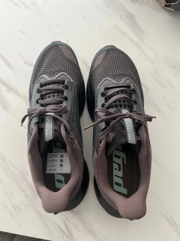 Brugt Nike Sneakers bike — billede 2 af 5