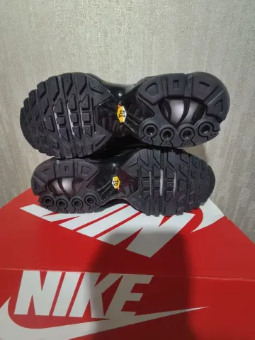 Used Nike Air Max Plus TN bike — image 3 of 4