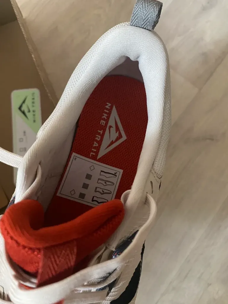 Käytetty Nike Juniper Trail 2 NN bike — kuva 4 / 7
