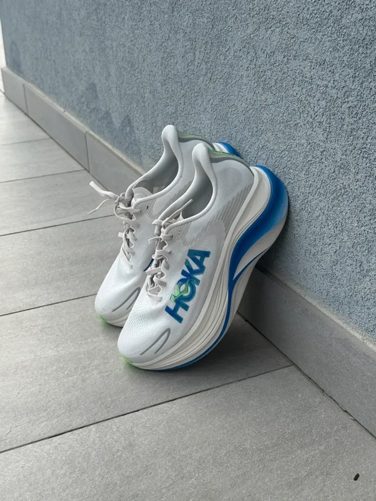 Used Hoka Skyward x2 bike — image 4 of 7