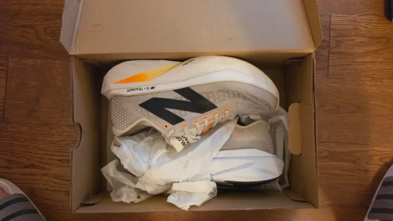 Used New Balance Supercomp Trainer V3 bike — image 2 of 6
