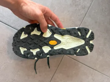 Käytetty Hoka Speedgoat 7 bike — kuva 3 / 3