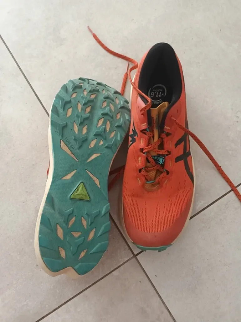 Used Asics Fuji Lite 6 bike — image 2 of 5