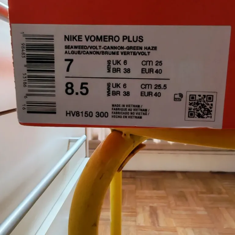 Käytetty Nike Vomero Plus ZoomX bike — kuva 2 / 14