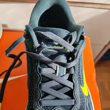 Käytetty Nike Vomero Plus ZoomX bike — kuva 12 / 14