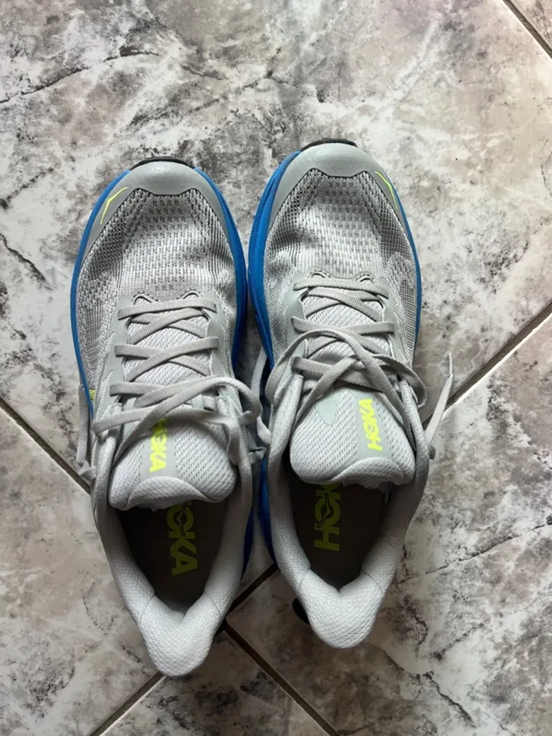 Used Hoka Challenger 8 Running Shoes