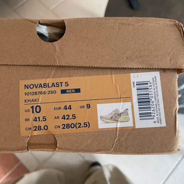 Käytetty Asics Novablast 5 bike — kuva 7 / 7