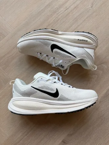 Nike Vomero 18 bike d'occasion — image 2 sur 7