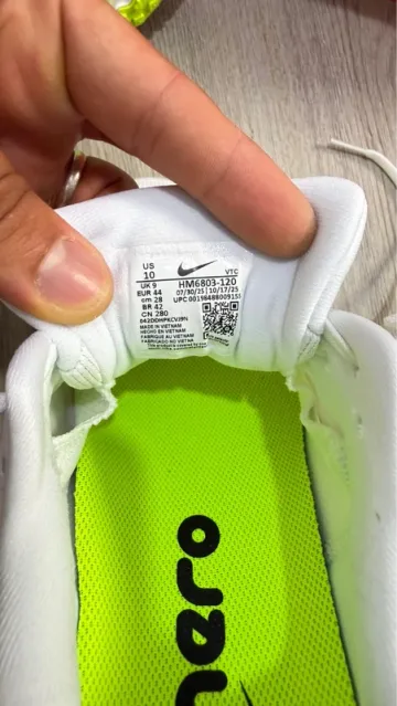 Used Nike Vomero 18 bike — image 11 of 11