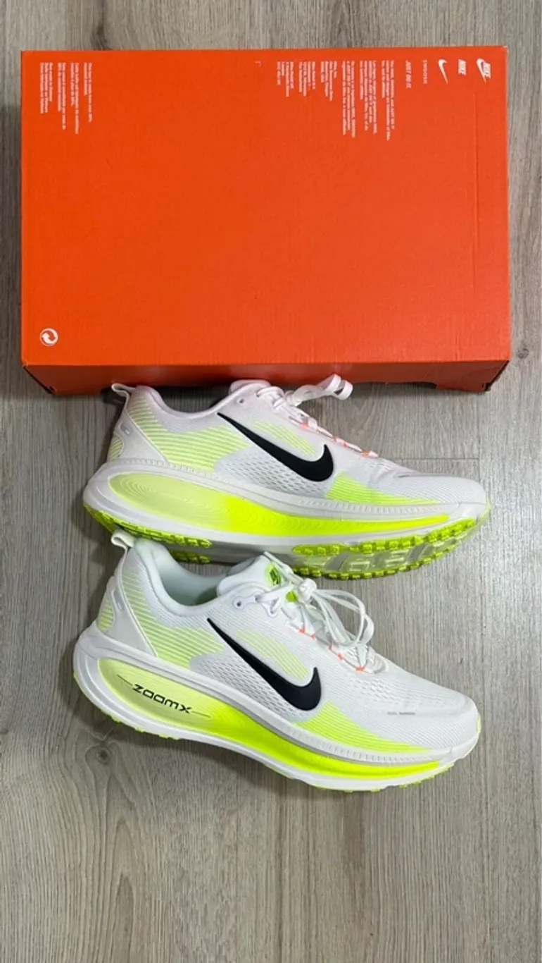 Used Nike Vomero 18 bike — image 4 of 11