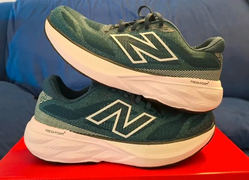 Used New Balance Fresh Foam X 880 v15 Running Shoes