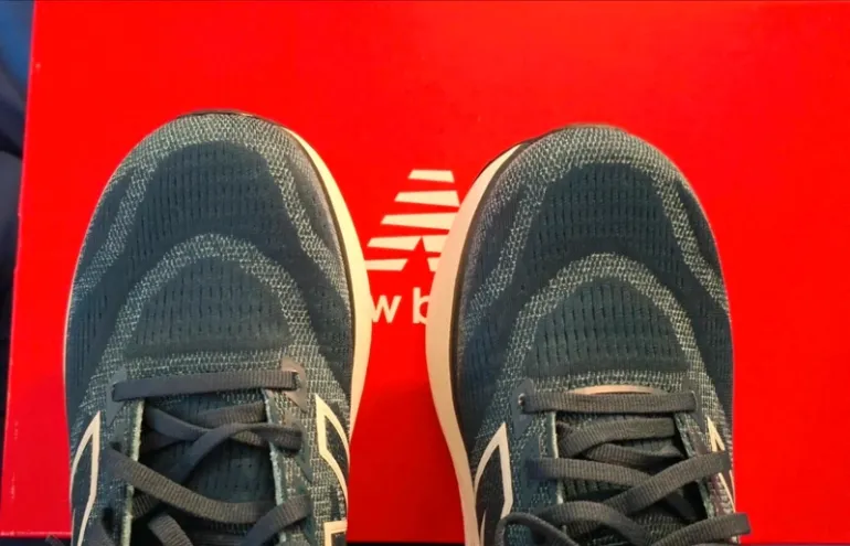 Used New Balance Fresh Foam X 880 v15 bike — image 6 of 14