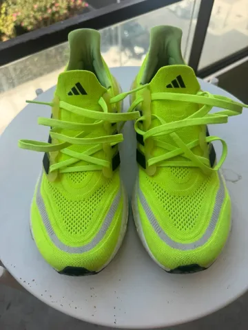 Adidas UltraBoost bike d'occasion — image 2 sur 5