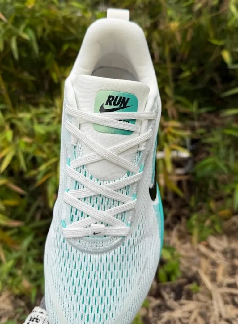 Nike Vomero 18 ZoomX bike d'occasion — image 8 sur 8
