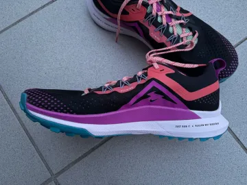 Used Pegasus Nike React Trail 4 bike — image 2 of 5