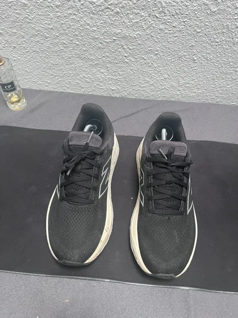 New Balance Sneakers bike usato — immagine 3 di 5