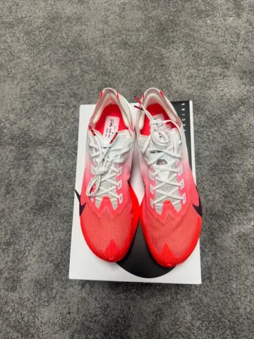 Used Nike ZoomX Vaporfly Next% 4 bike — image 2 of 5