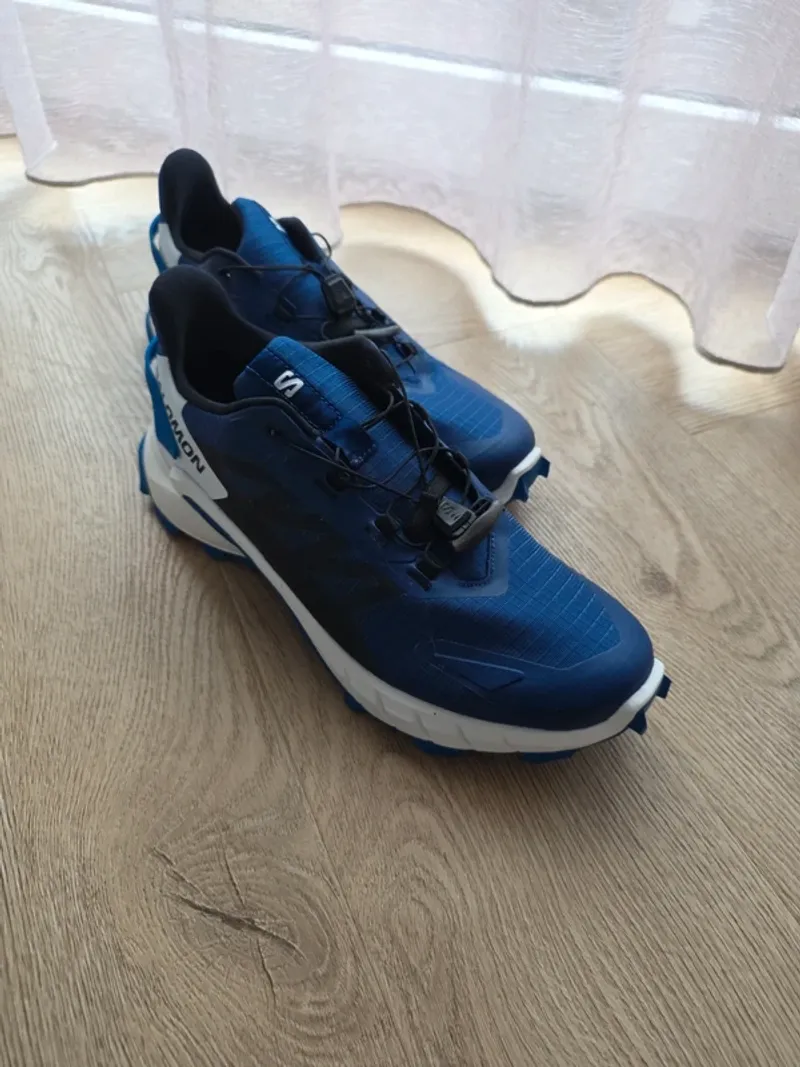 Used Supercross 4 Running Shoes