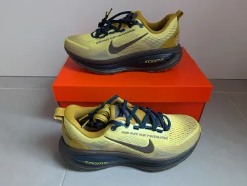 Used Nike Vomero 18 SE bike — image 1 of 11