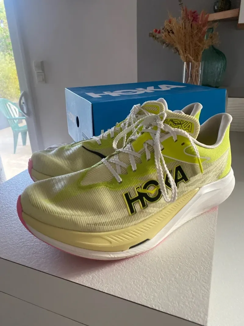 Used Hoka Rocket 3 Running Shoes