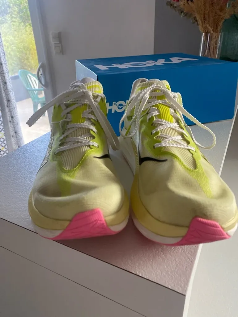 Hoka Rocket 3 bike d'occasion — image 4 sur 11