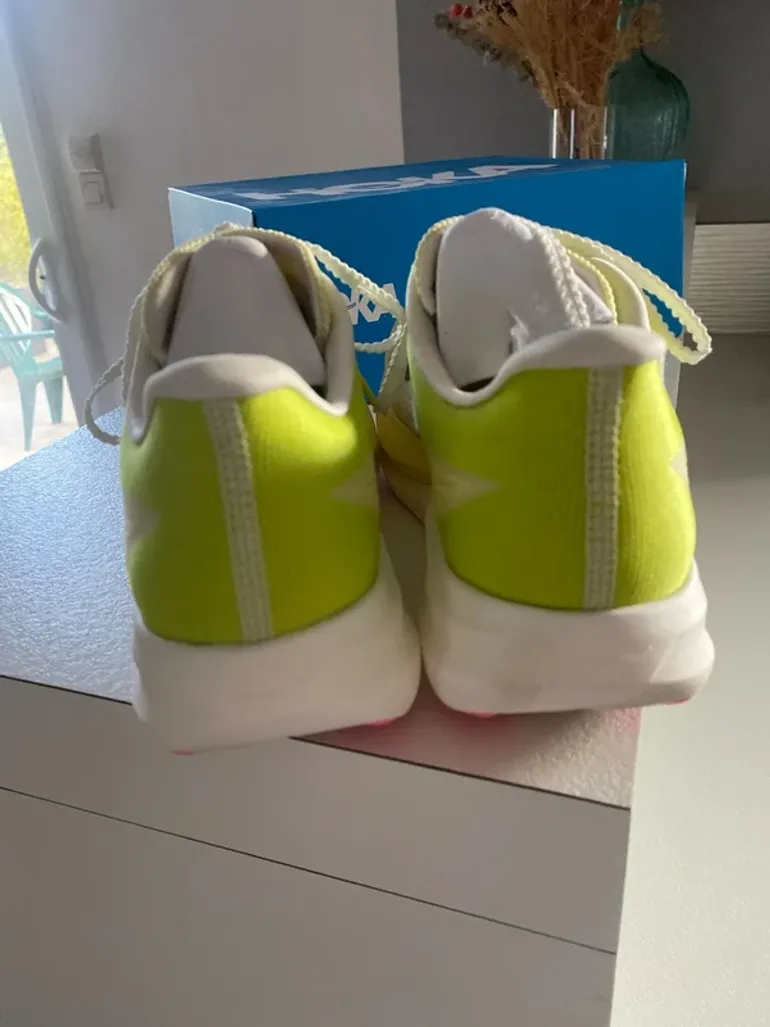 Hoka Rocket 3 bike d'occasion — image 2 sur 11