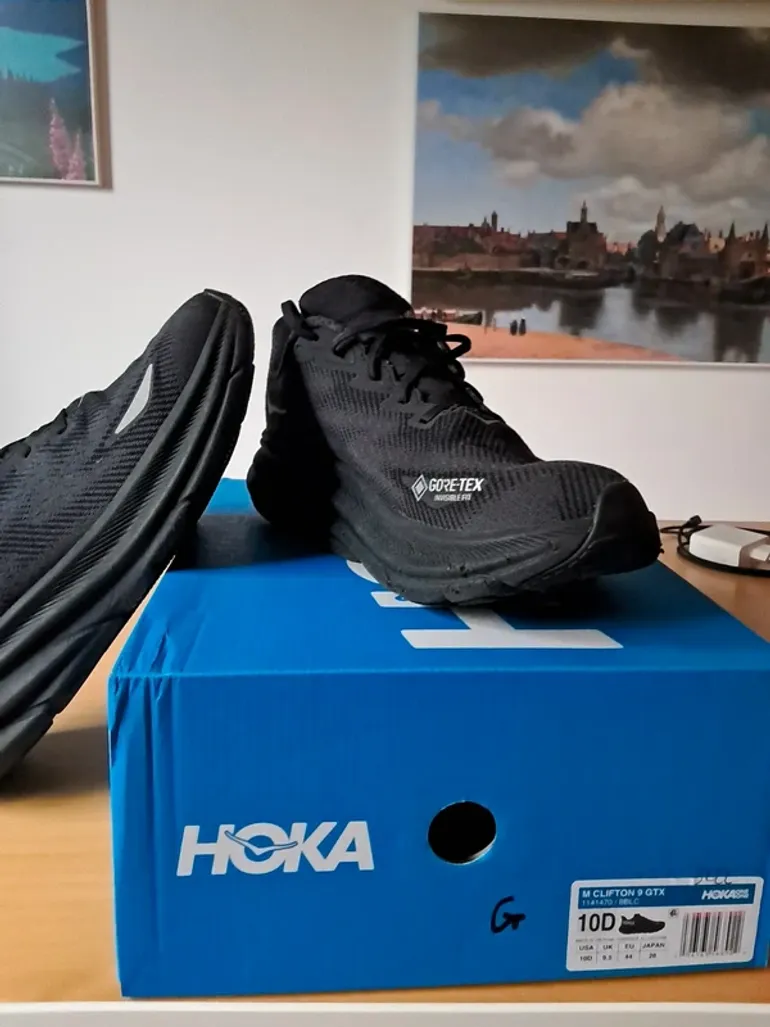Hoka Clifton 9 GTX bike d'occasion — image 2 sur 5