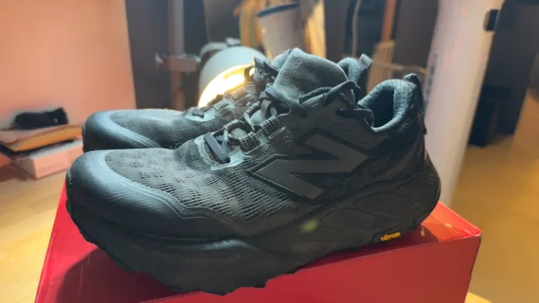 Używany New Balance Hierro V9 bike — zdjęcie 8 z 8