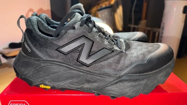 Używany New Balance Hierro V9 bike — zdjęcie 3 z 8