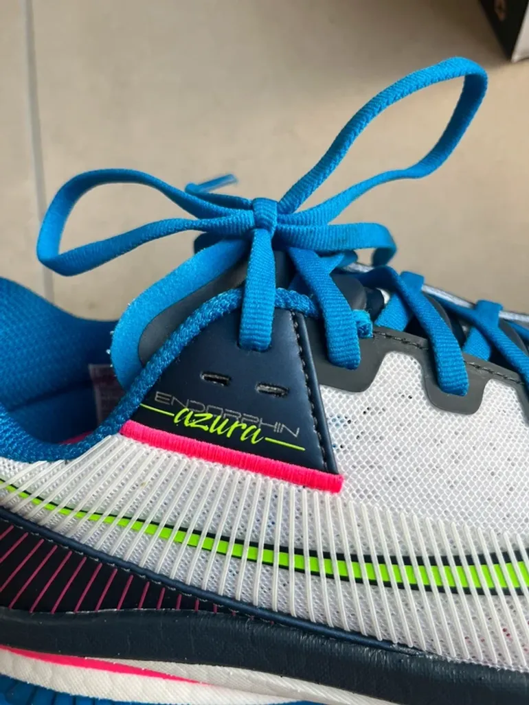Saucony Endorphin Azura bike usato — immagine 3 di 8
