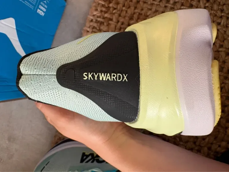 Hoka Skyward X bike d'occasion — image 8 sur 8