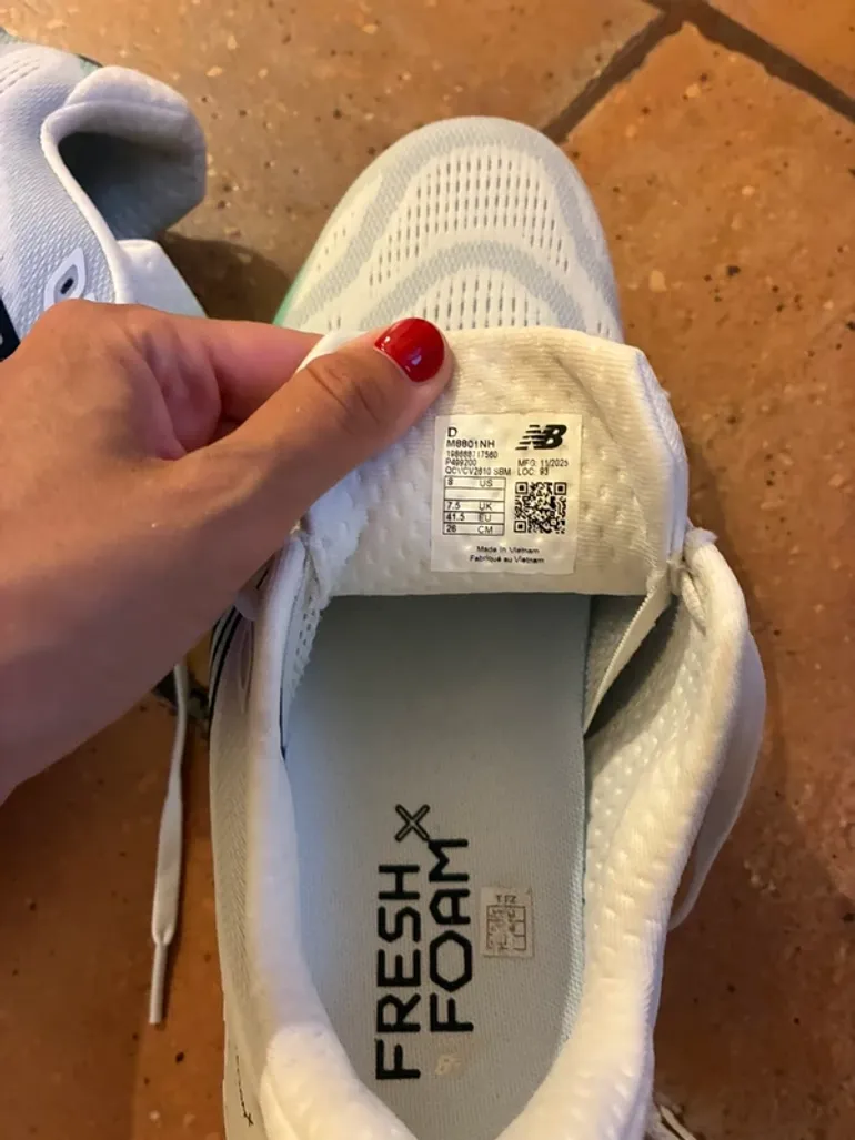 New Balance Unisex bike usato — immagine 4 di 6