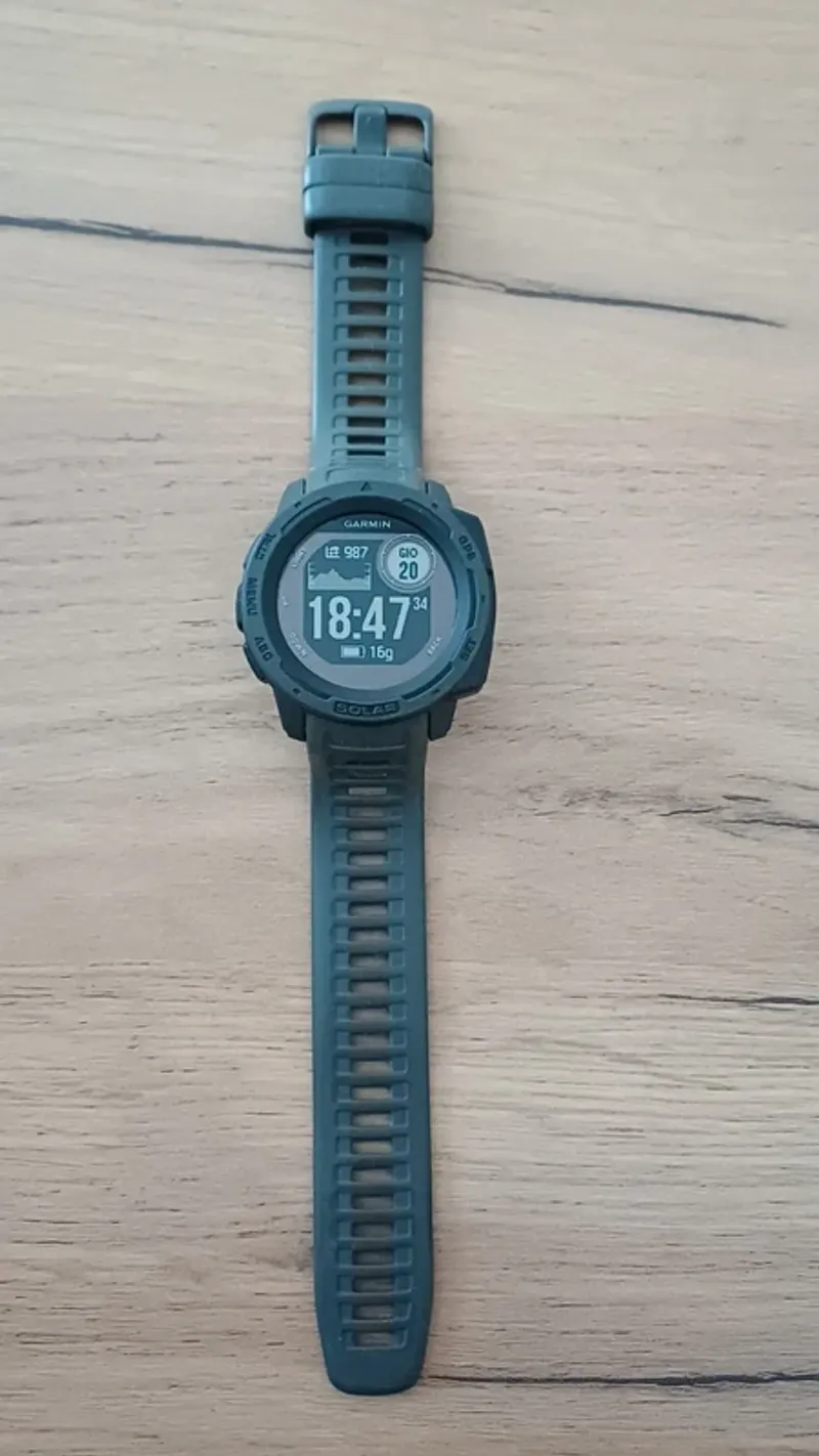 Garmin Instinct Solar Electronics de segunda mano