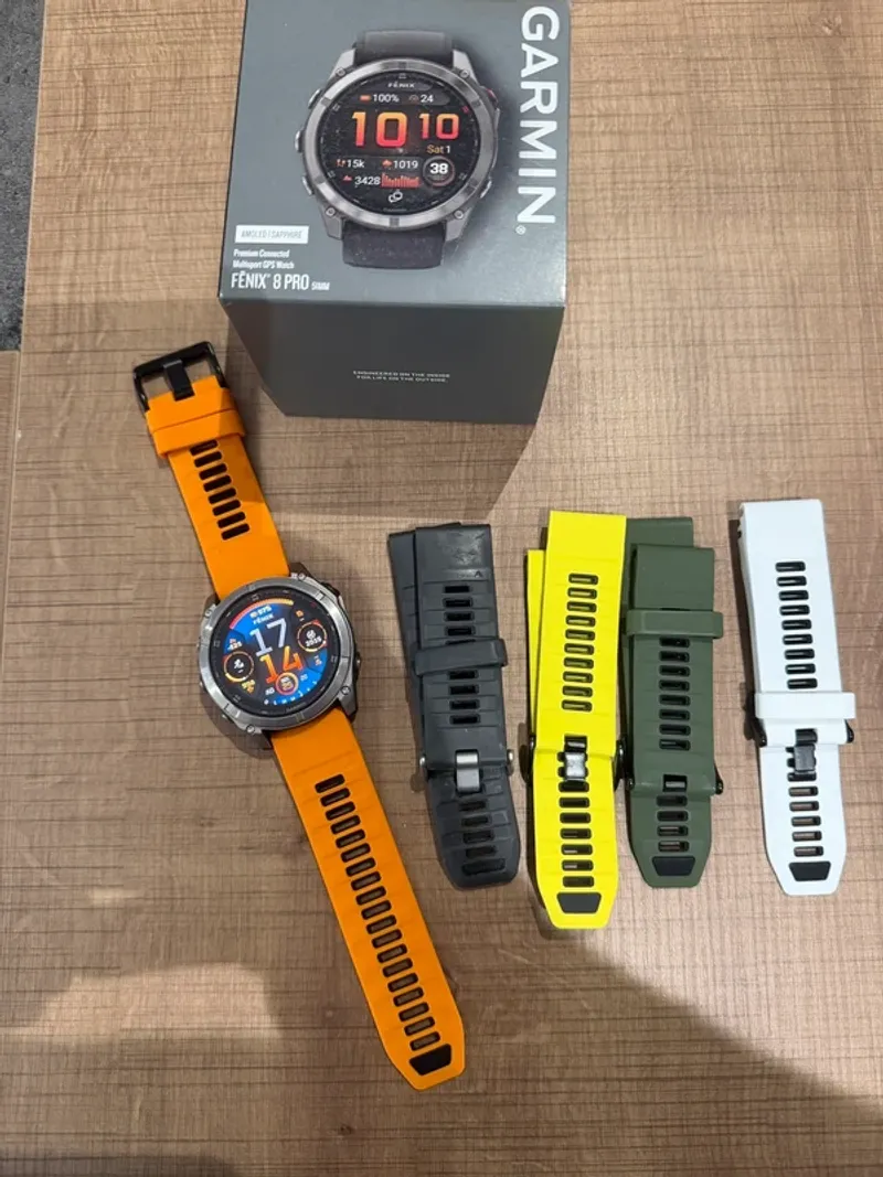 Garmin Fenix 8 Pro 2025 Electronics usato