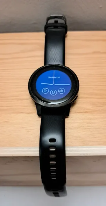 Used Garmin Vivoactive 4S bike — image 2 of 10