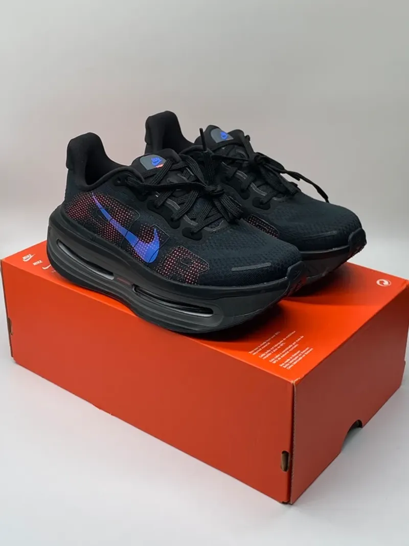 Używany Premium Vomero Running Shoes