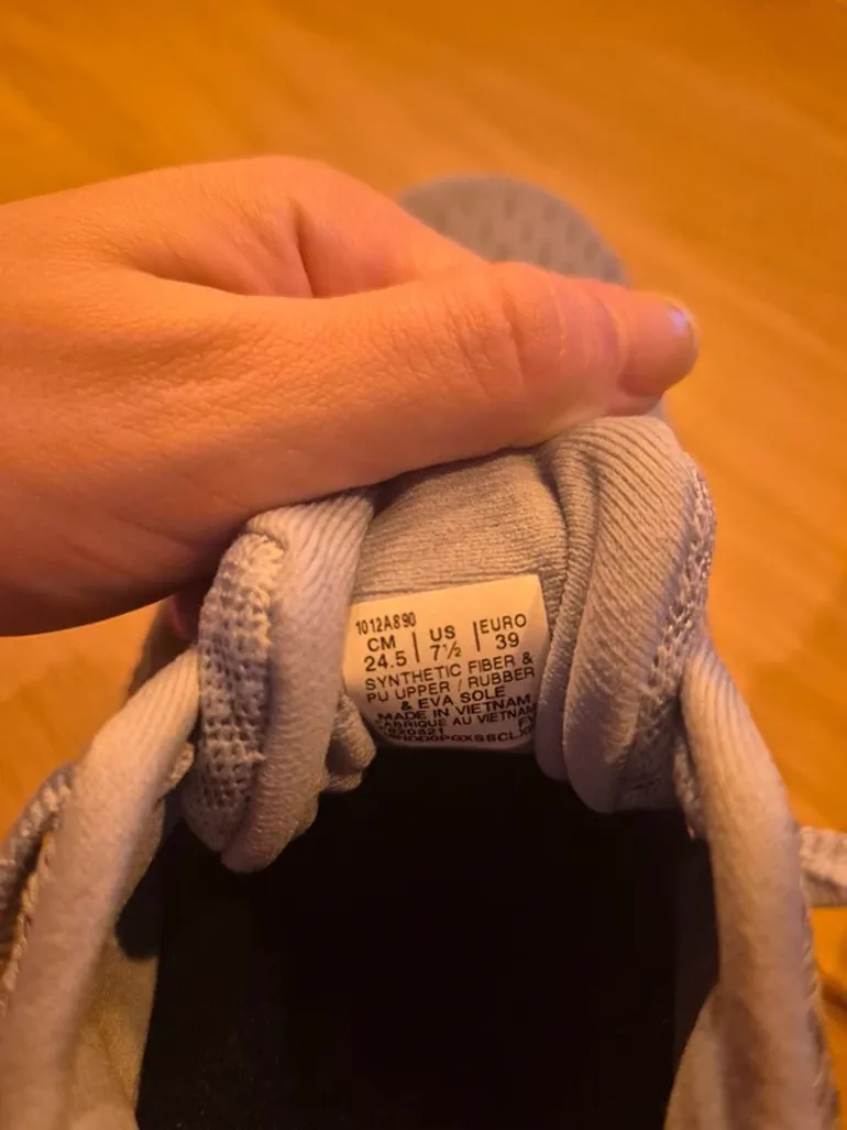 Used Asics GlideRide 2 bike — image 3 of 6
