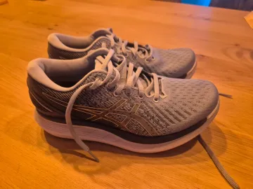 Used Asics GlideRide 2 bike — image 1 of 6