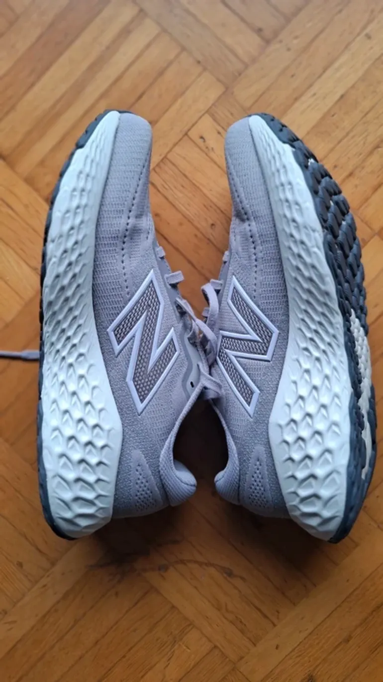 Used New Balance Fresh Foam bike — image 2 of 8