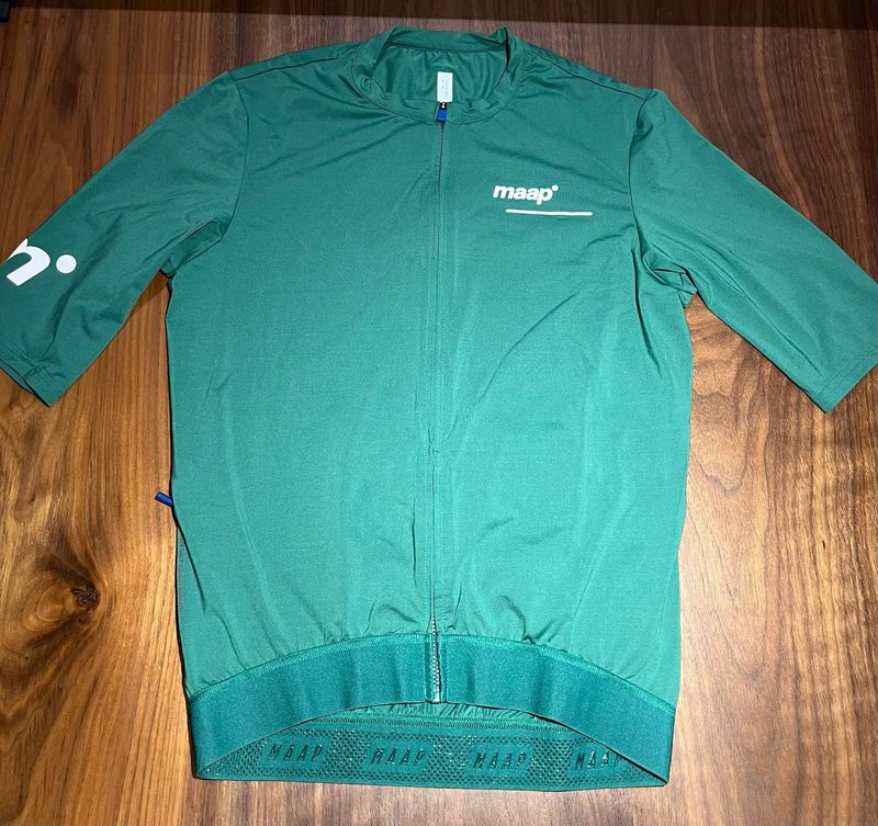 Used MAAP training 2.0 Cycling Clothing