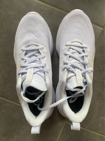 Used Asics Gel-Cumulus 27 bike — image 8 of 13