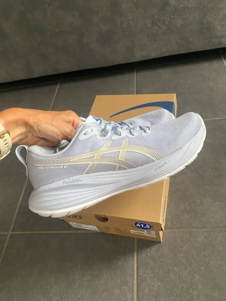 Used Asics Gel-Cumulus 27 bike — image 6 of 13