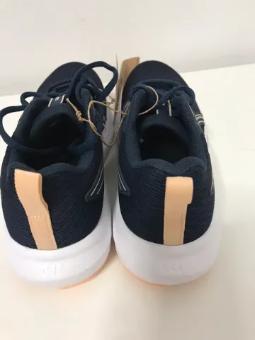 Used Asics Running Shoes Size 37 bike — image 5 of 7